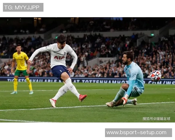 欧冠激战巴萨与热刺战成平局补时进球点燃全场激情