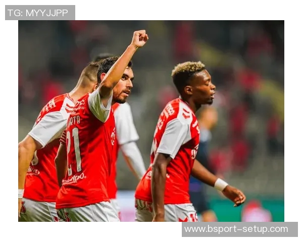 国王杯精彩对决那不勒斯大胜本菲卡全场沸腾绝杀瞬间回顾