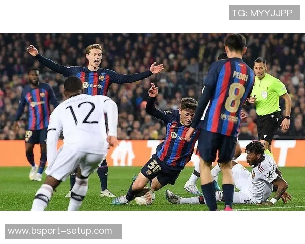 世界杯波尔图与切尔西激战成平争议判罚引发全场热议 世界杯波尔图与切尔西激战成平争议判罚引发全场热议